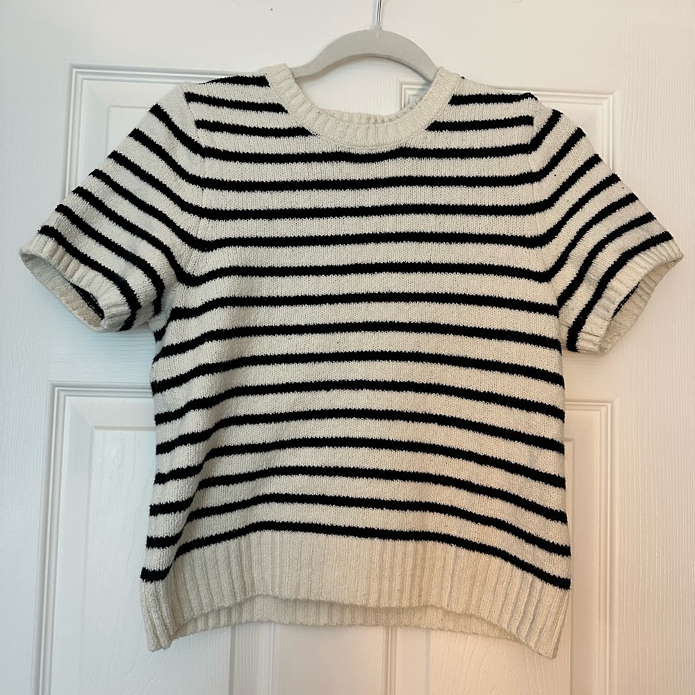 Abercrombie & Fitch Black and White Madeline Striped Sweater